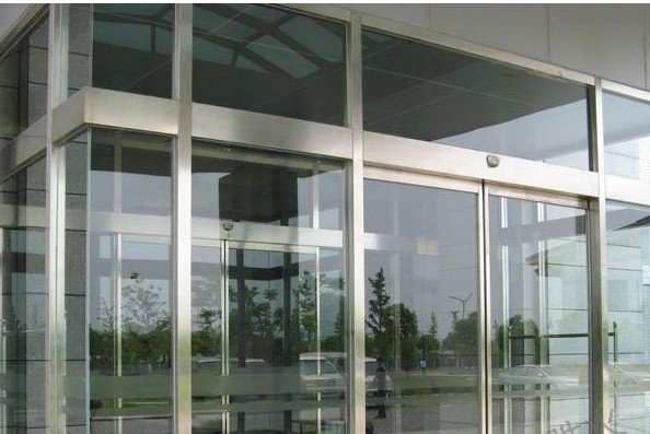 紅外感應玻璃門哪家好