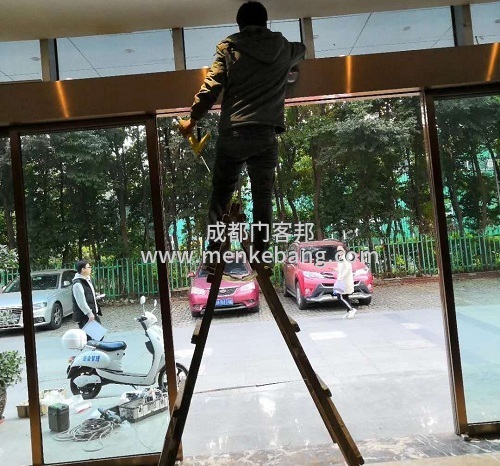 不銹鋼酒店感應(yīng)門案例,大堂自動感應(yīng)門案例