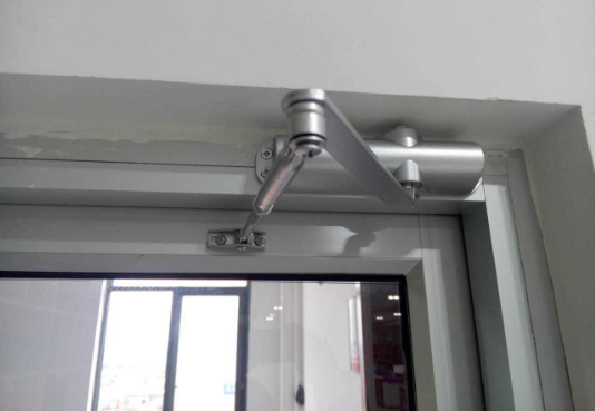 閉門器安裝方法圖解、分類、使用要求及功用【綜述】